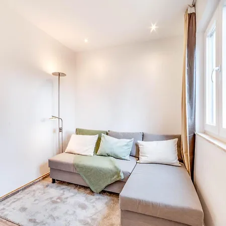 The Count Charm Лиссабон